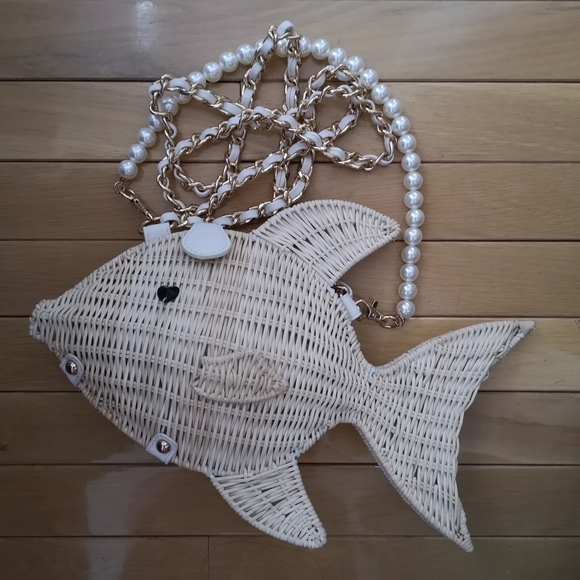 Betsey Johnson Handbags - Betsey Johnson Fish Bag Wicker Straw